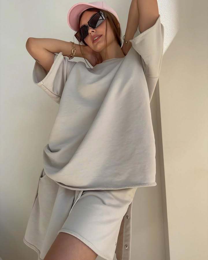Damen Sommer-Set aus Shorts und Oberteil mit Taschen Beige