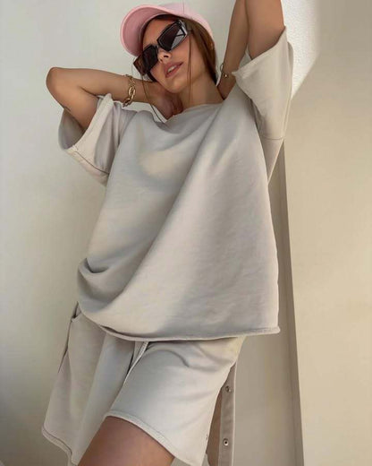 Damen Sommer-Set aus Shorts und Oberteil mit Taschen Beige