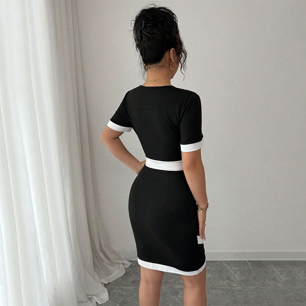 Damen Kleid Figurbetont Kontrastbündchen Karree-Ausschnitt Eveloria
