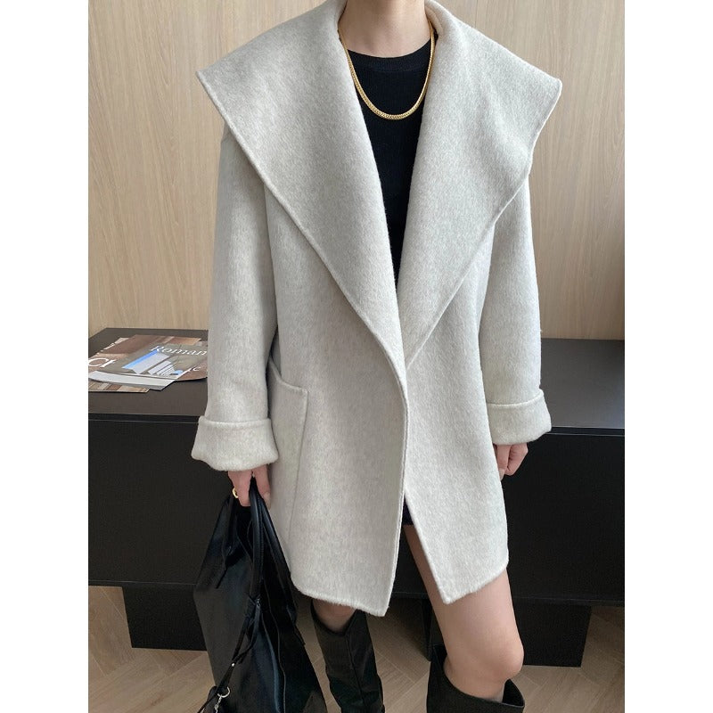 Damen Oversized-Mantel mit Revers und Taschen Eveloria
