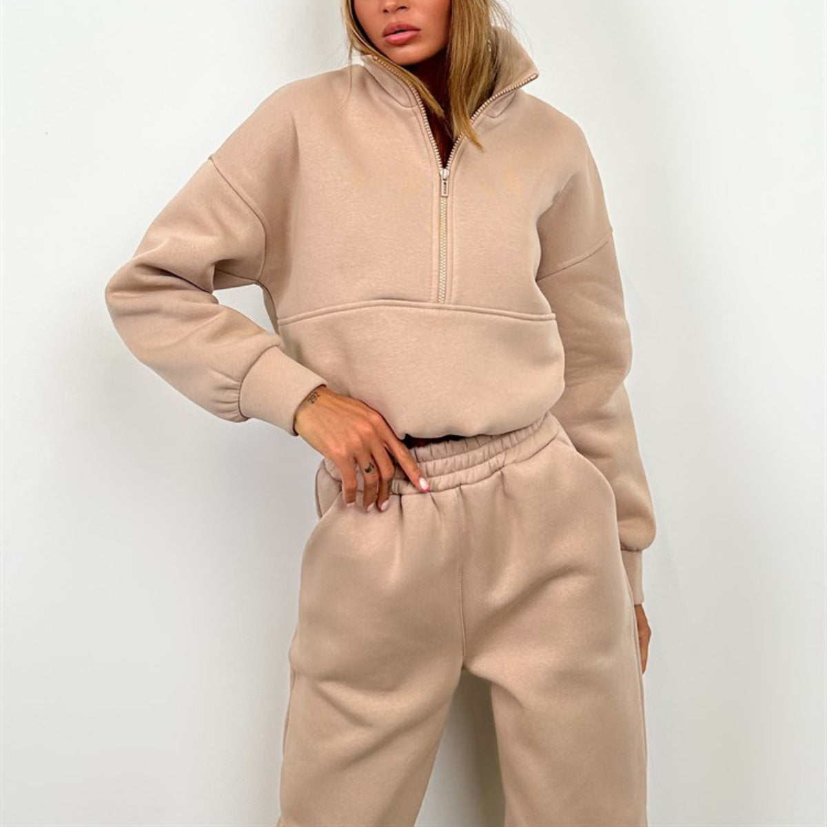 Damen Cropped-Trainingsanzug Elastisch Hochkragen Schwarz Eveloria - Eveloria
