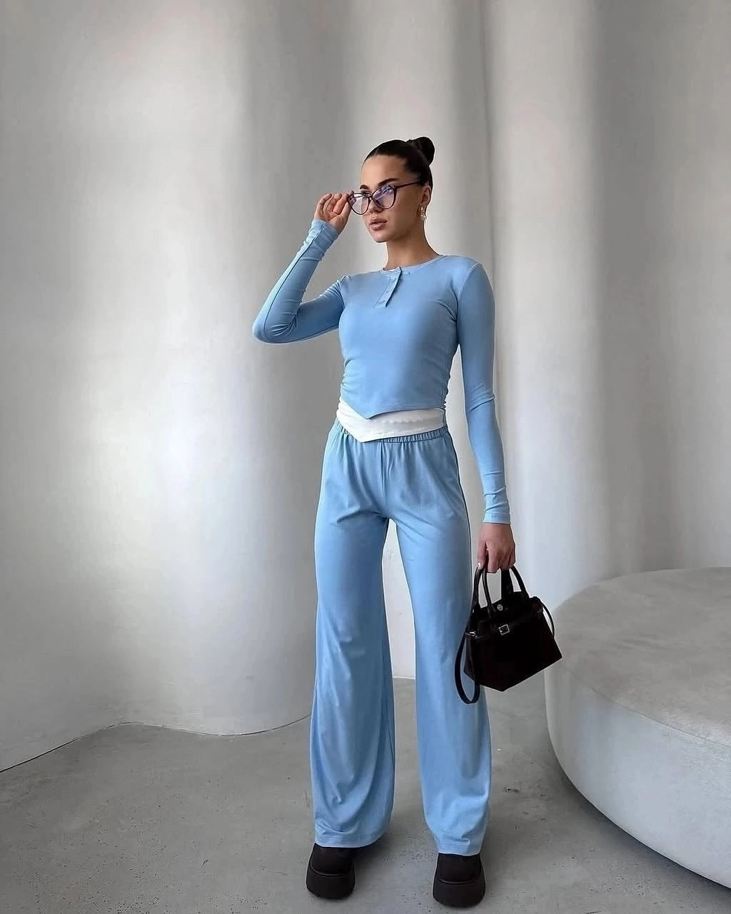 Damen Zwei-teiliges Outfit mit Kragen und weiten Hosen