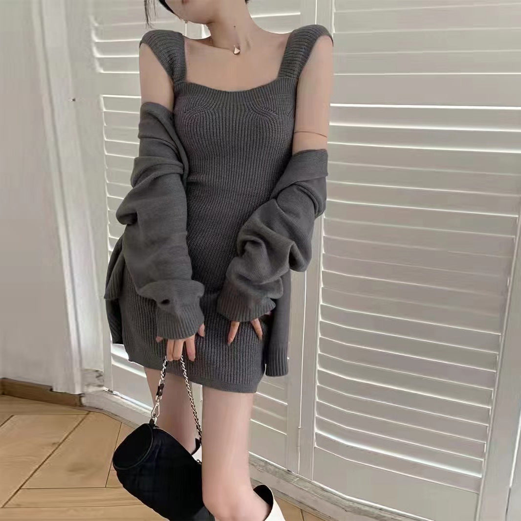 Damen Langstrickkleid V-Ausschnitt Knopfleiste Eveloria