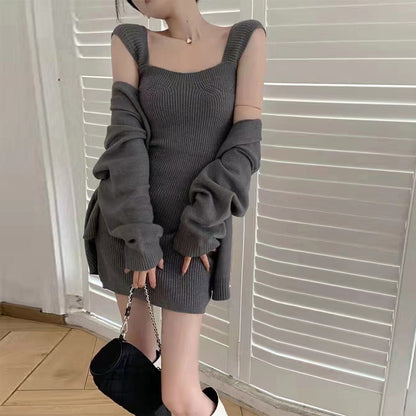 Damen Langstrickkleid V-Ausschnitt Knopfleiste Eveloria