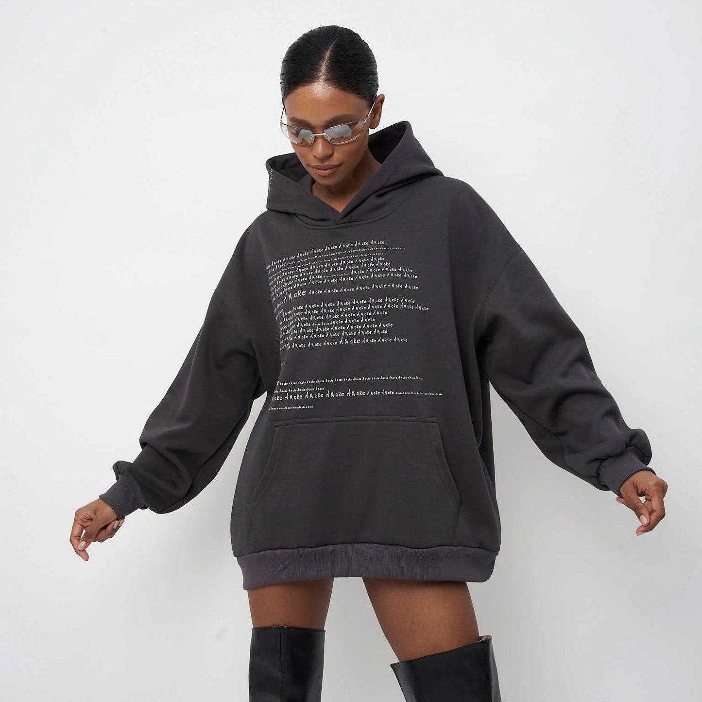 Damen Oversized Hoodie mit Schriftzug Eveloria