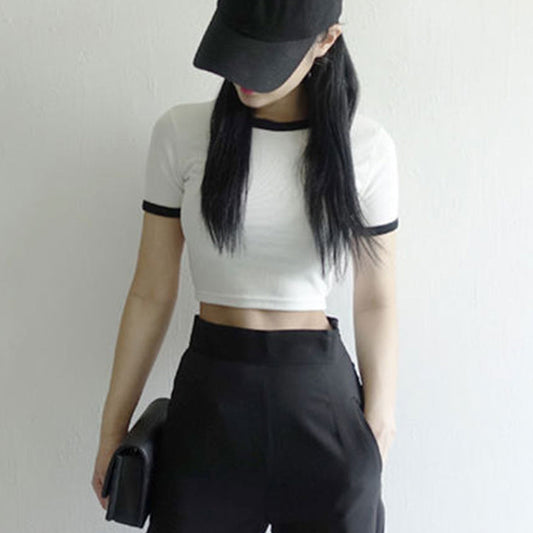 Damen T-Shirt Cropped Baumwolle Lässiger Schnitt Kontrastärmele - Eveloria