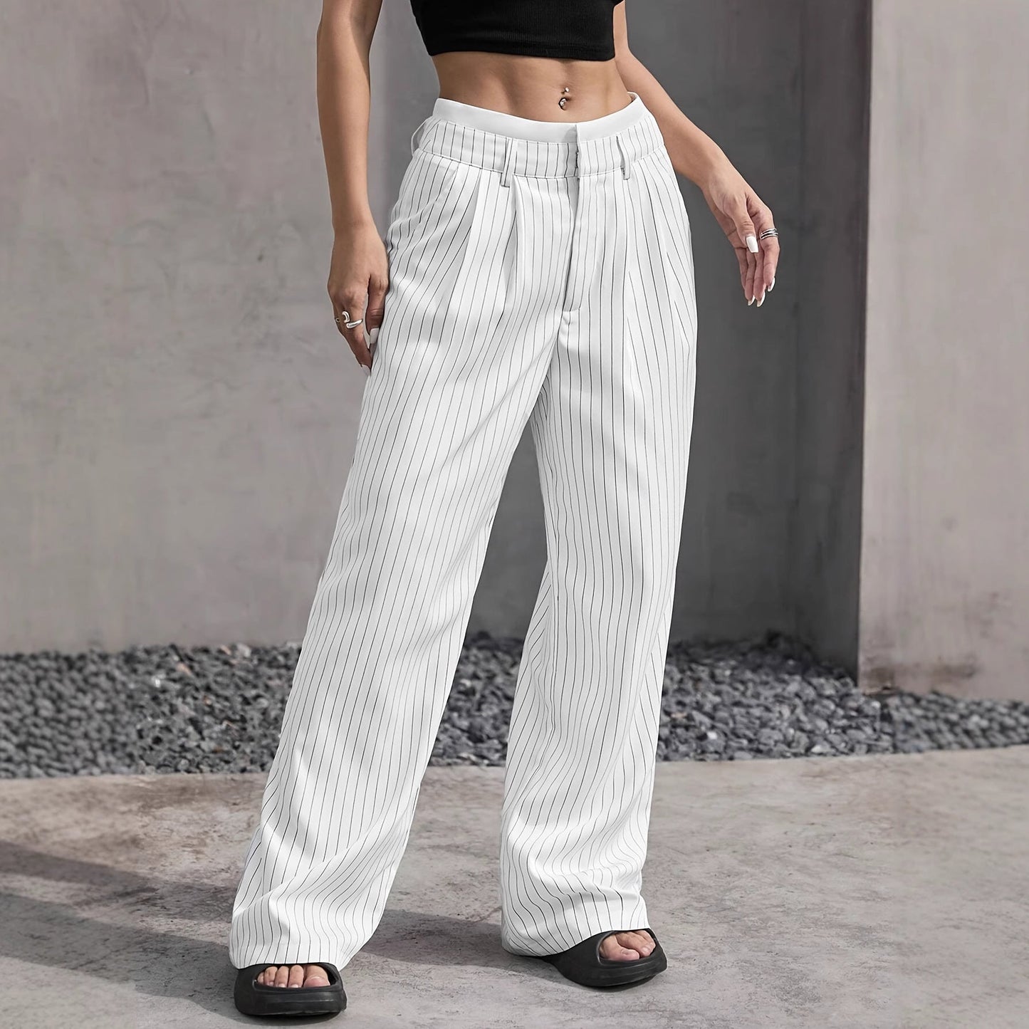 Damen Hochwasserhose klassisch mit schrägen Taschen Eveloria