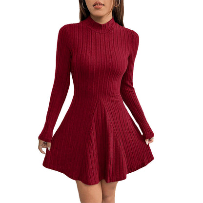 Damen Strickkleid mit Stehkragen Figurumspielend Eveloria