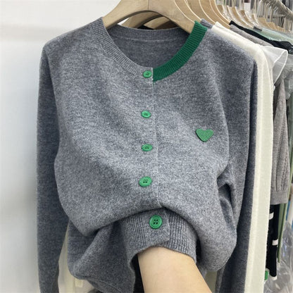 Damen Strickjacke Kontrastdetails Herzapplikation Elegantes Design