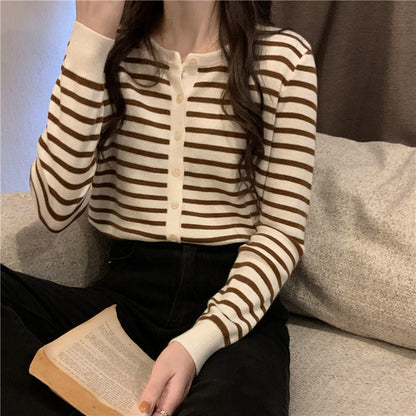 Damen Strickpullover Langärmlig Knopfverschluss Eveloria