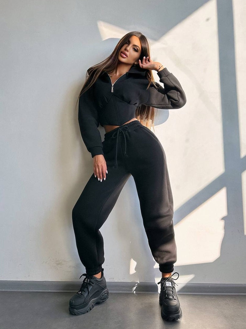 Damen Sportoutfit Cropped Jacke Jogginghosen Eveloria