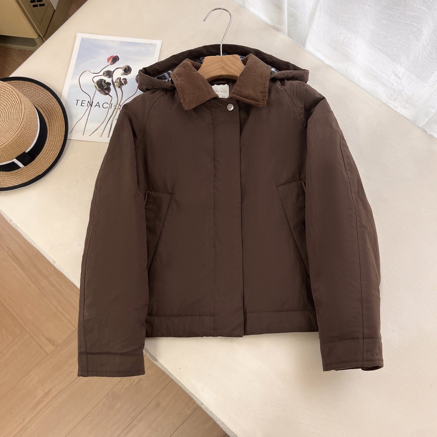 Damen Kurzjacke mit Kapuze Modisch Funktional Eveloria