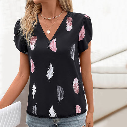 Damen mit Blumenmuster und Knöpfen