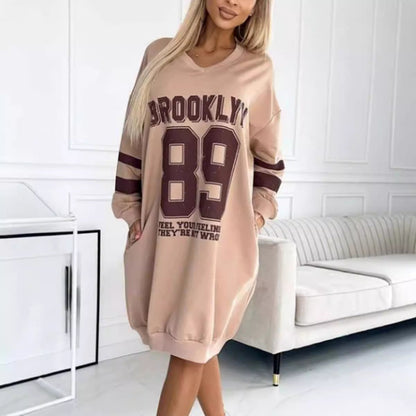 Damen Oversized Sportkleid V-Ausschnitt Eveloria
