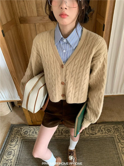 Damen Strickjacke Kurz Breite Ärmel Knöpfe Beige