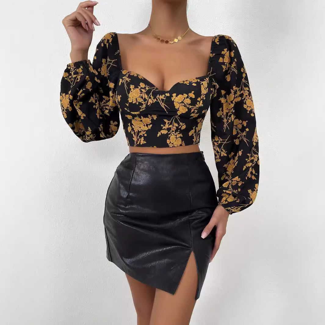 Damen mit floralem Muster und Puffärmel