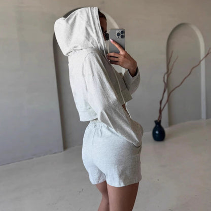 Damen Cropped Kapuzenjacke Shorts Set Eveloria