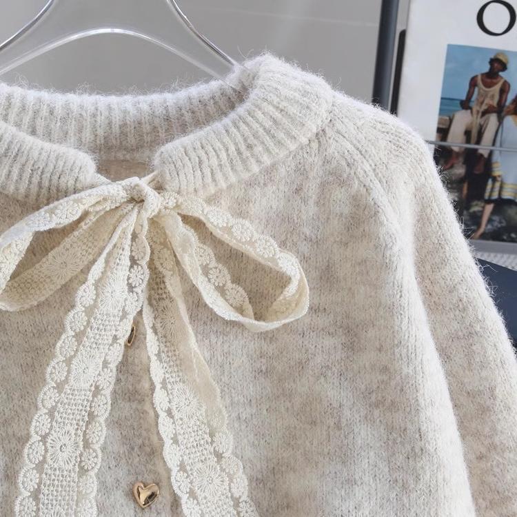 Damen Strickjacke Kuschelig Herzknöpfe