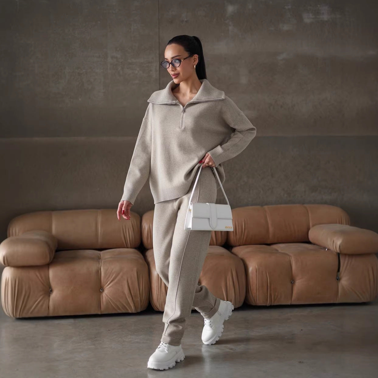 Damen Sweatshirt Jogginghose Set Hochkragen Reißverschluss Eveloria