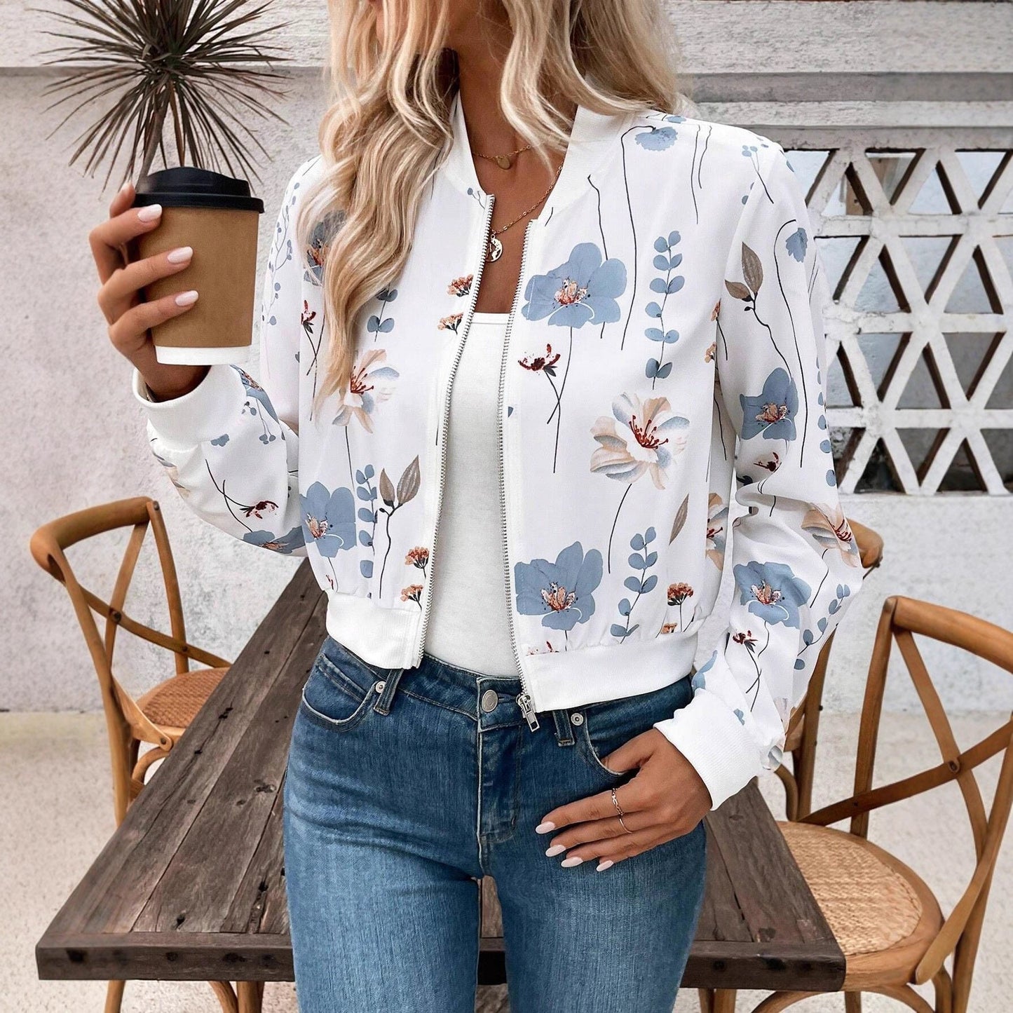 Damen Bomberjacke Floralmuster Elastisch Eveloria