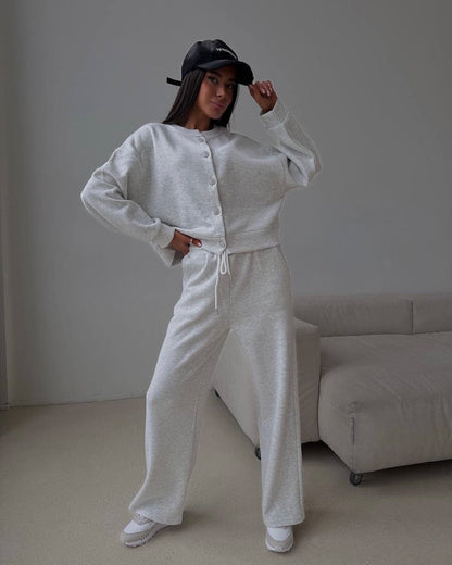 Damen Freizeitjacke mit Knopfleiste und weiten Hosen Eveloria