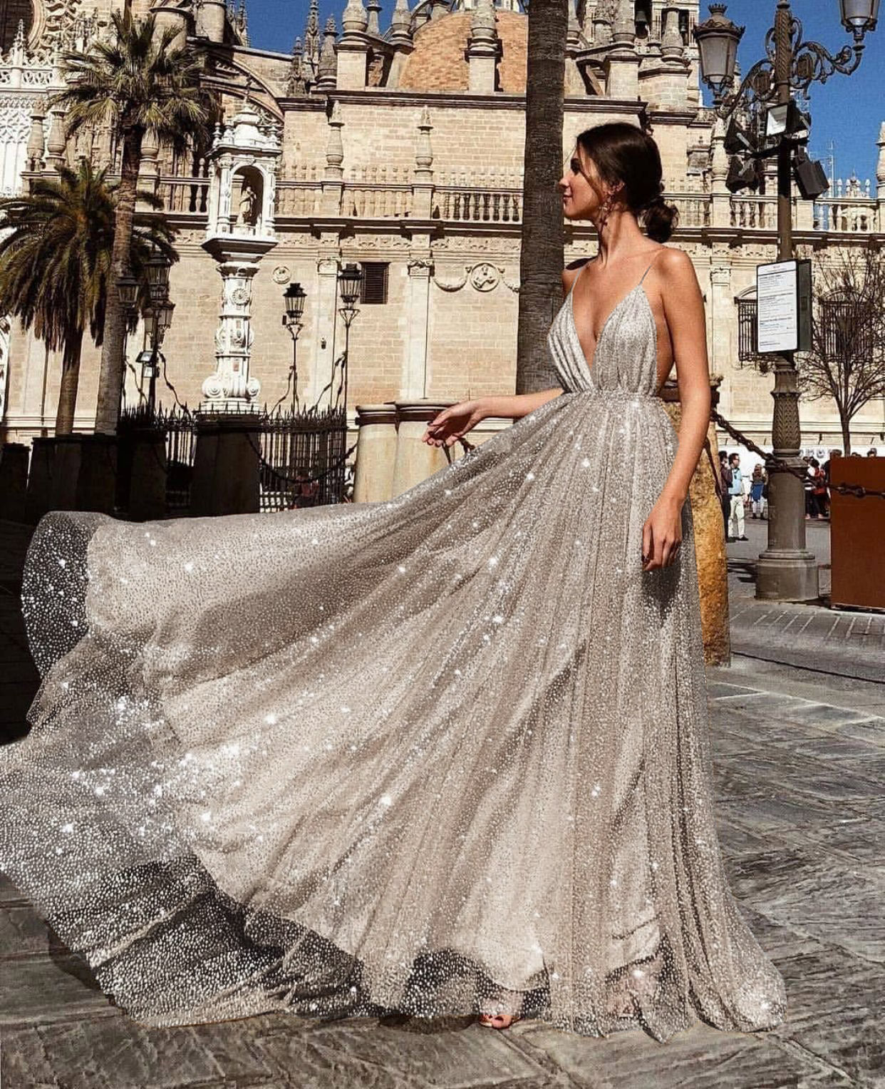 Damen Abendkleid V-Ausschnitt Pailletten Eveloria