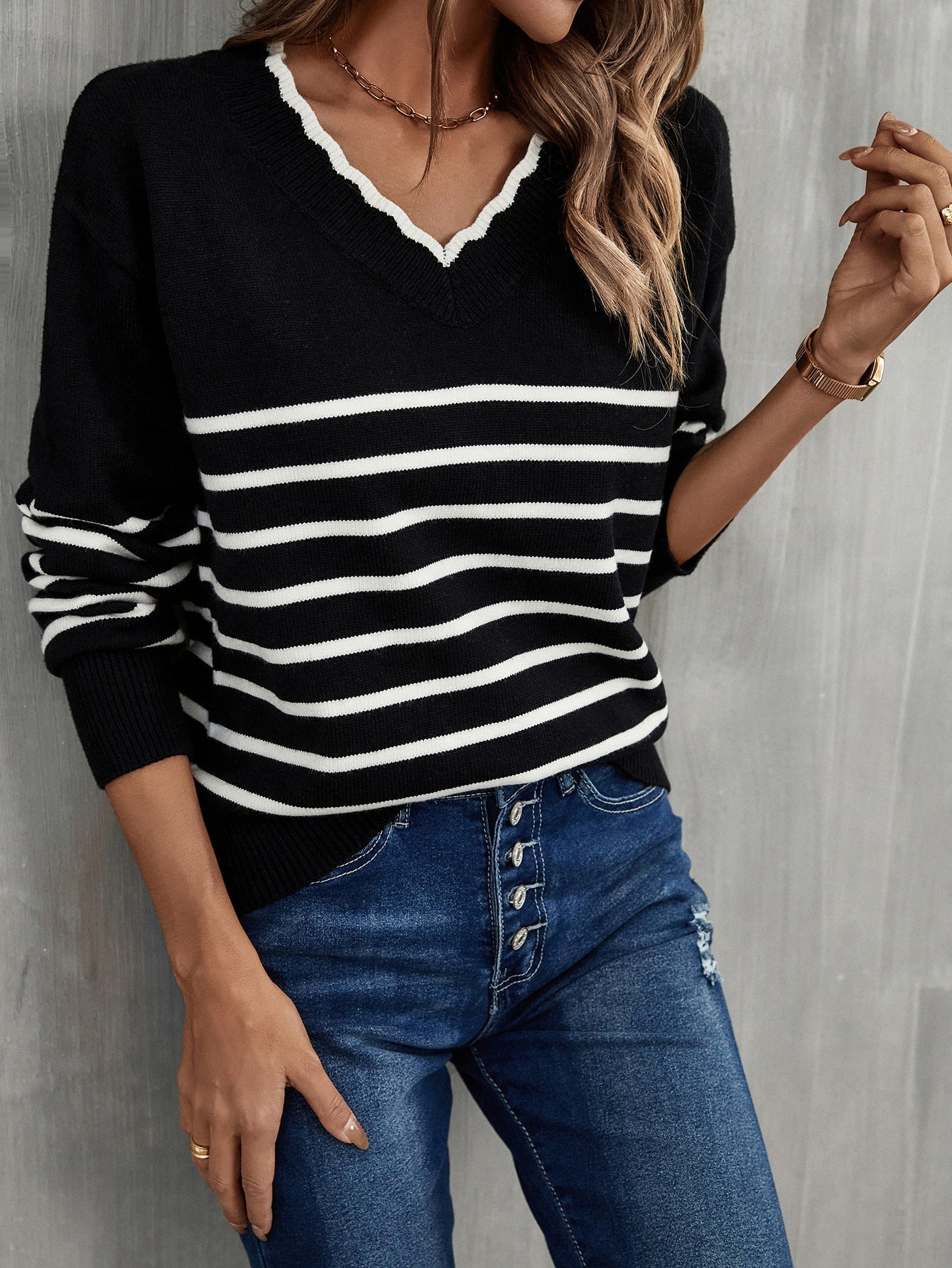 Damen V-Pullover Streifenmuster Eveloria