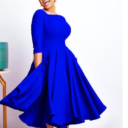 Damen A-Linien Kleid mit Ausschnitt und Taschen Eveloria
