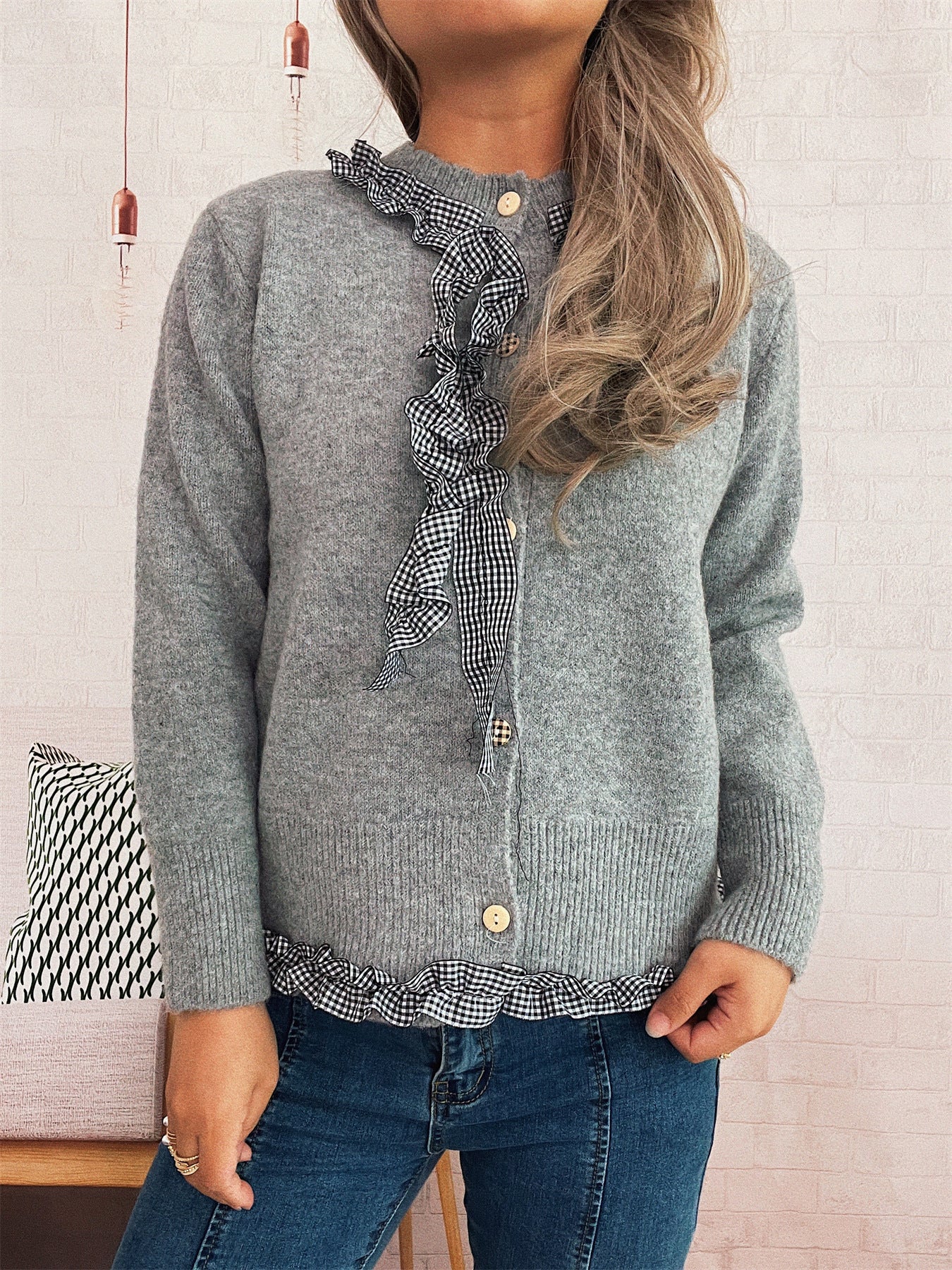 Damen Strickjacke Karomuster Rüschen