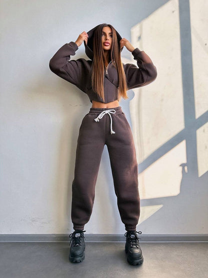 Damen Sportoutfit Cropped Jacke Jogginghosen Eveloria