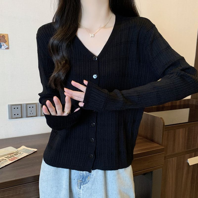 Damen Strickjacke V-Ausschnitt Knöpfe Eveloria