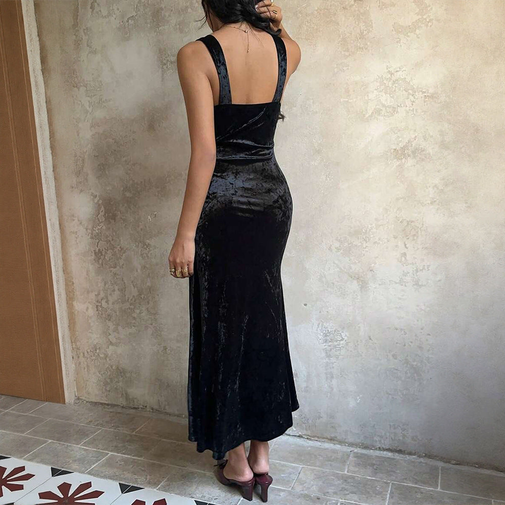Damen Maxi-Kleid aus Samt mit V-Ausschnitt und Spaghettiträgern