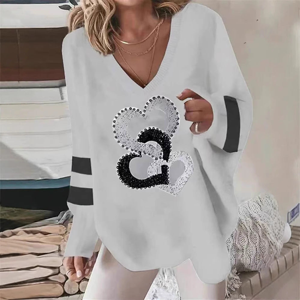 Damen Hoodie Herzmotiv Kontraststreifen Eveloria