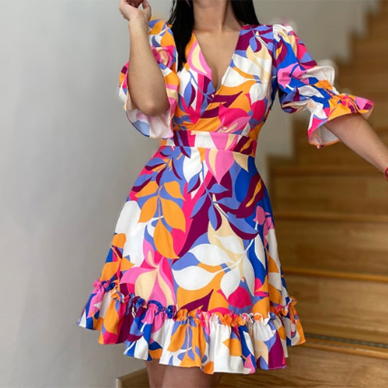 Damen Minikleid mit Puffärmeln und Rüschen Eveloria