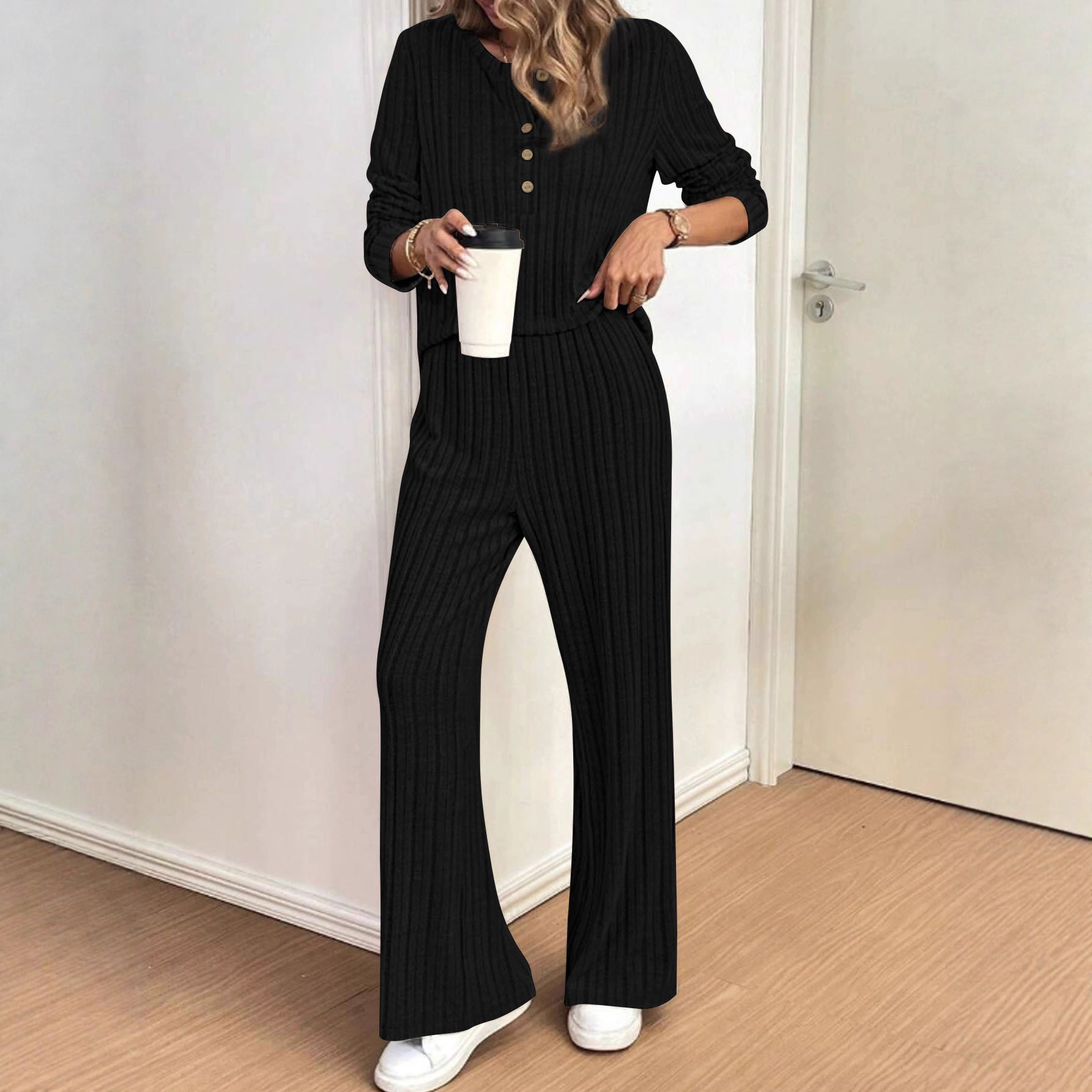 Damen Strickanzug Rippdesign Knopfleiste Schwarz - Eveloria