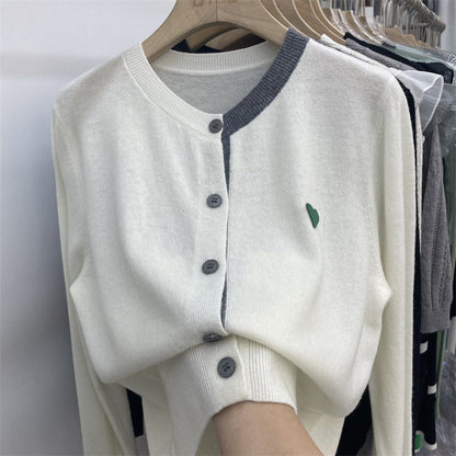 Damen Strickjacke Kontrastdetails Herzapplikation Elegantes Design