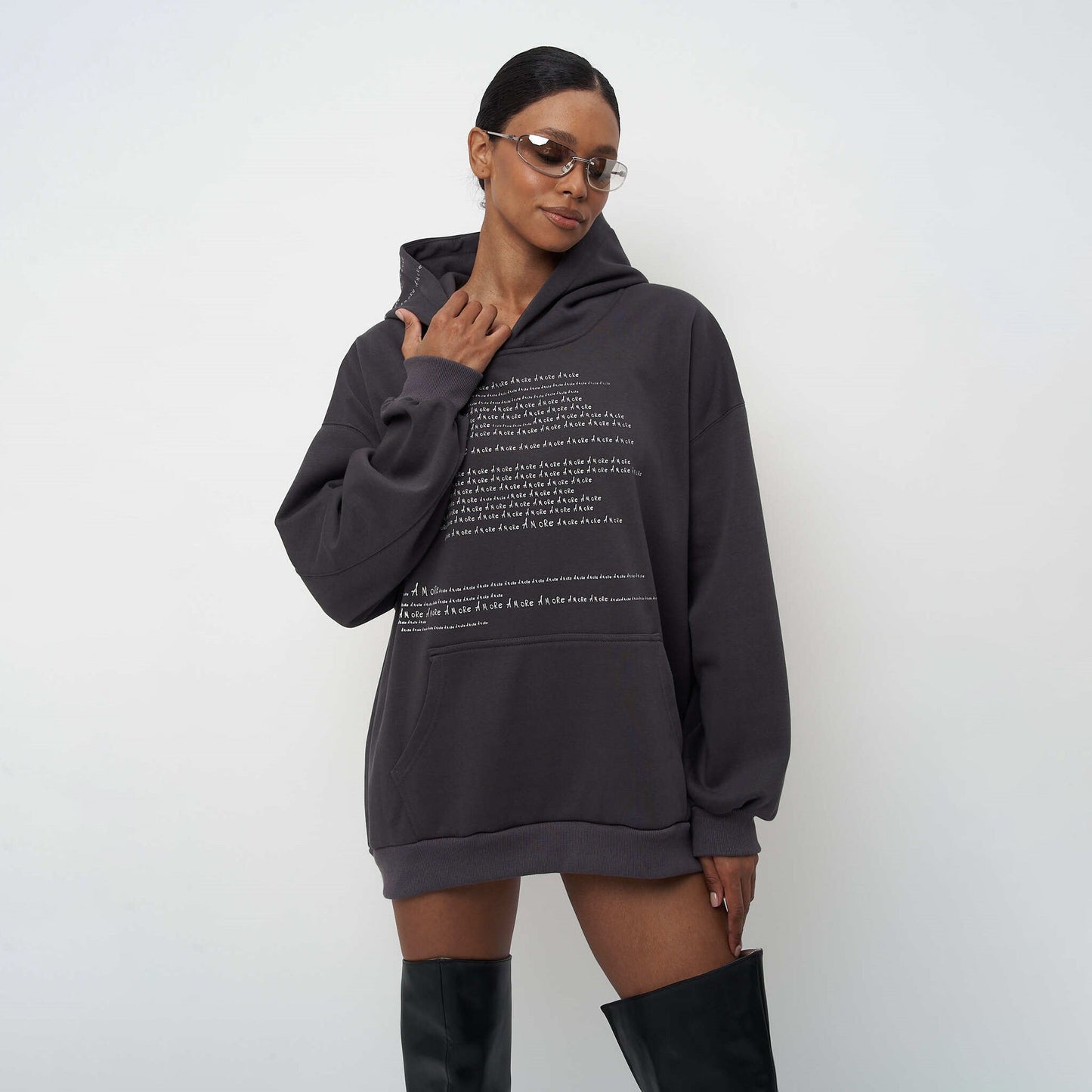 Damen Oversized Hoodie mit Schriftzug Eveloria - Eveloria