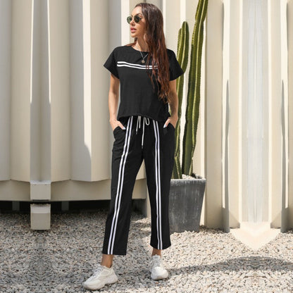 Damen Sportset Gestreiftes Oberteil und Hose Bequem Eveloria