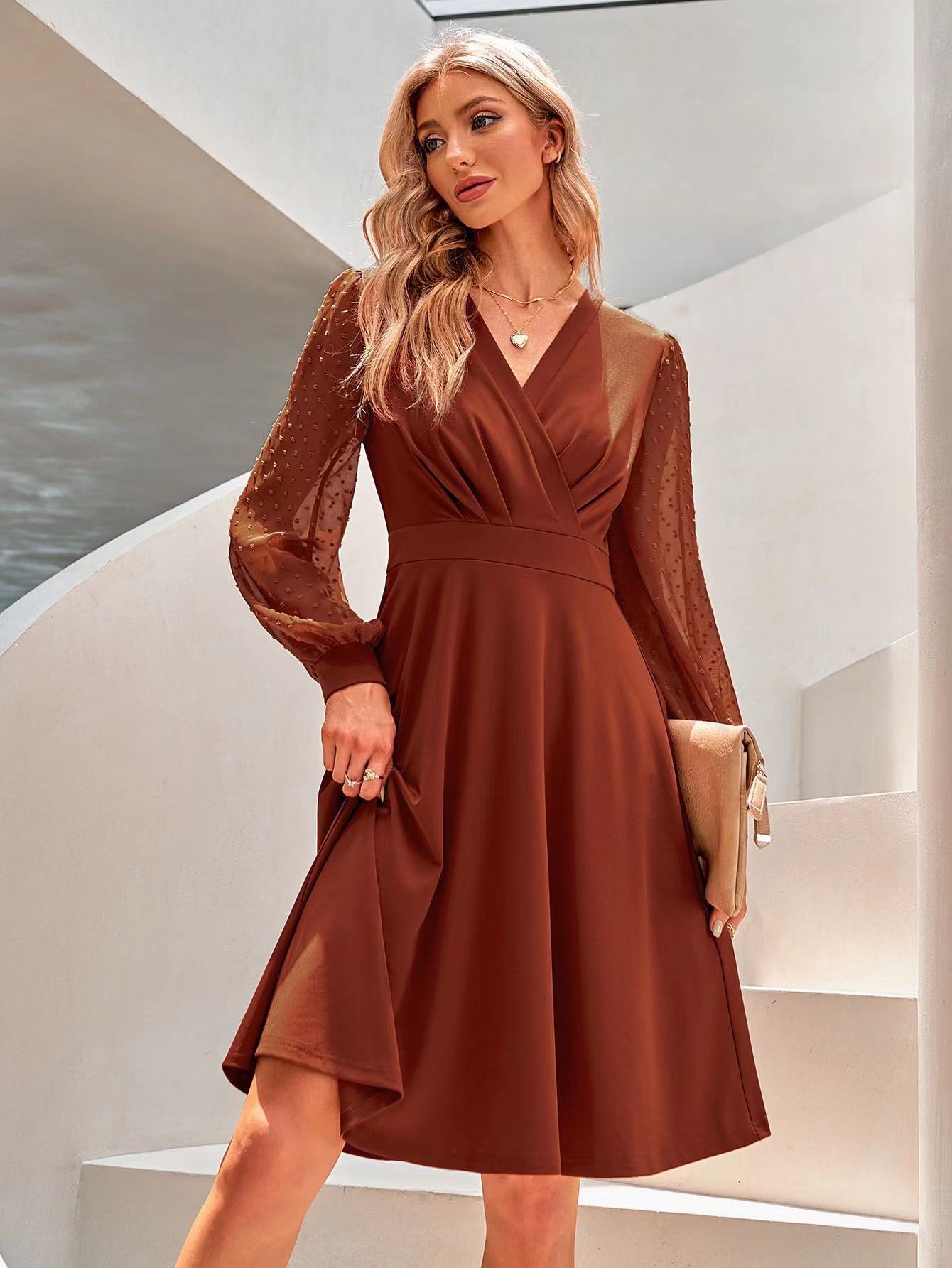 Damen Wickelkleid mit Puffärmeln und fließendem Saum Eveloria