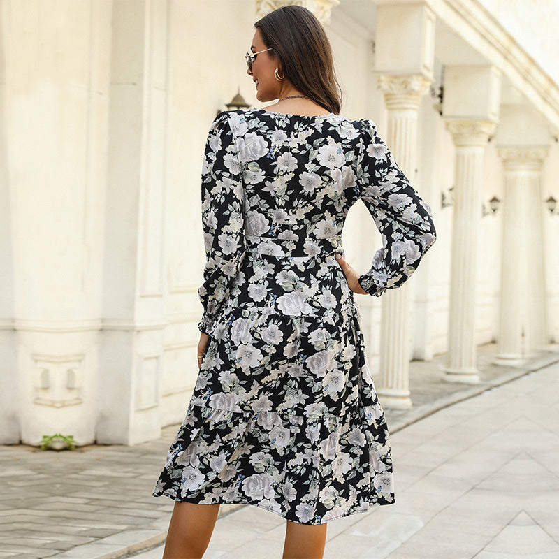 Damen Blumenkleid Rüschendetails Knopfleiste Eveloria