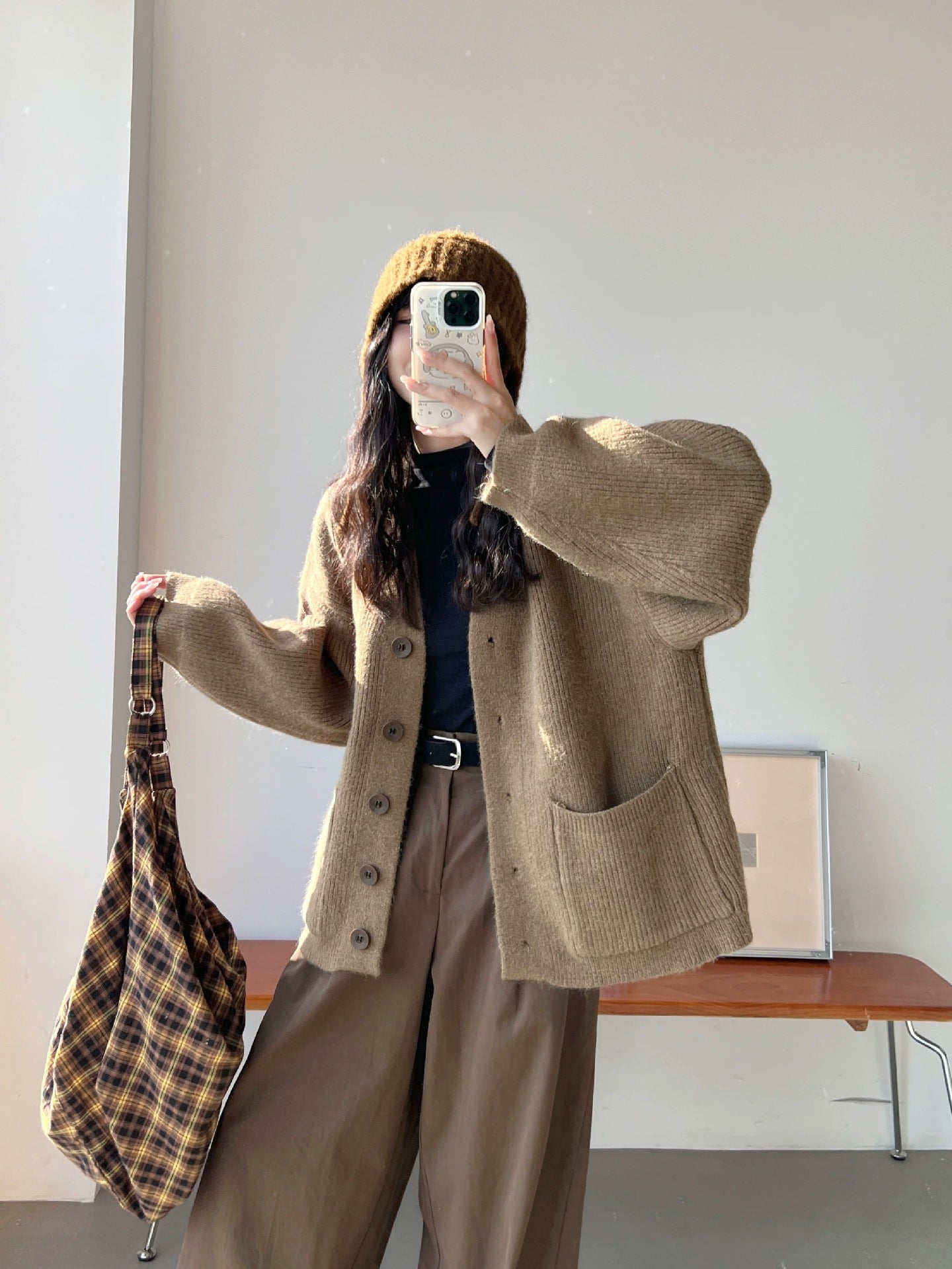 Damen Grobstrickjacke Elegant Knöpfe Taschen Eveloria