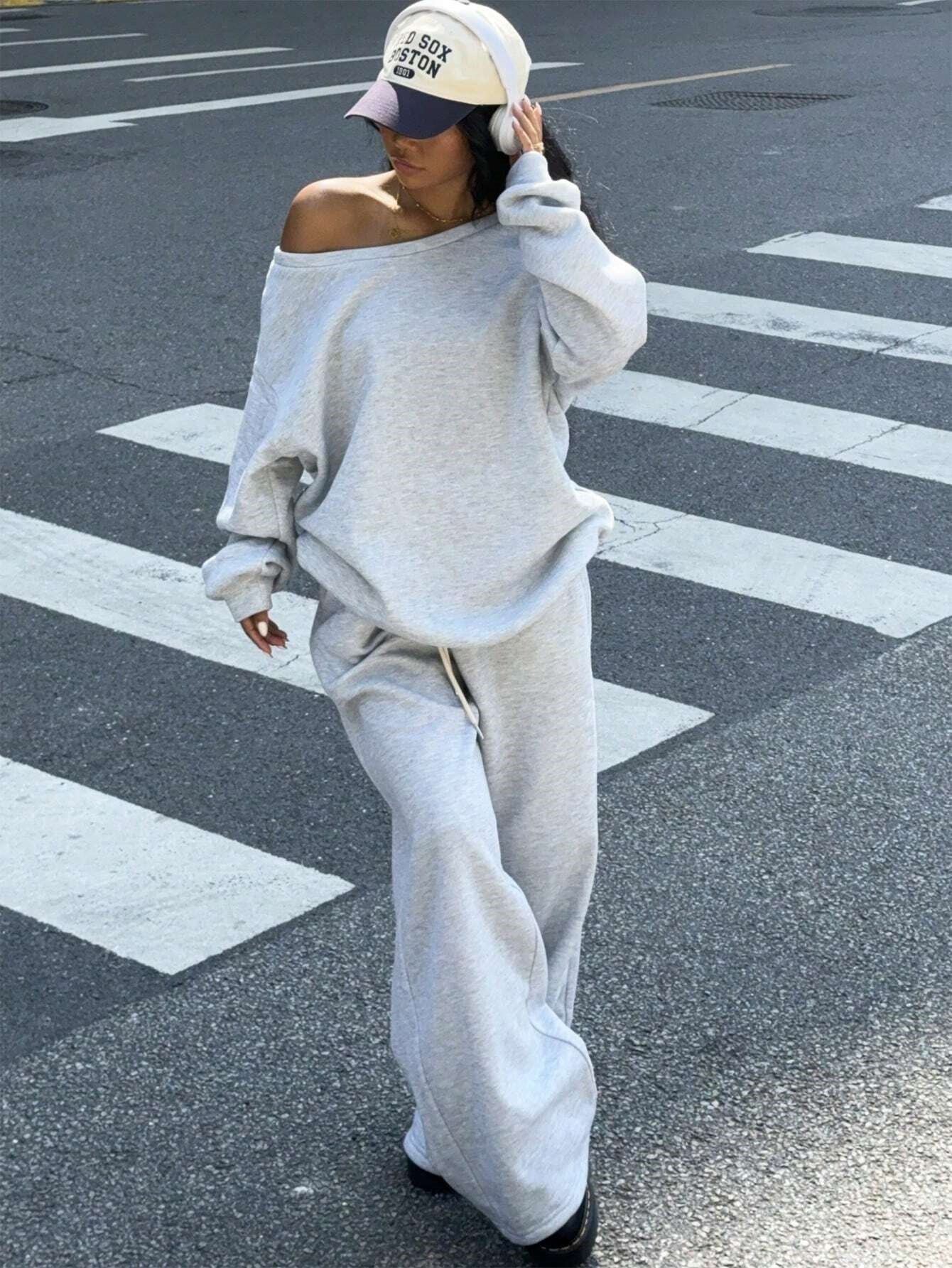 Damen Oversized Sweatshirt Set mit weiter Freizeithose Eveloria