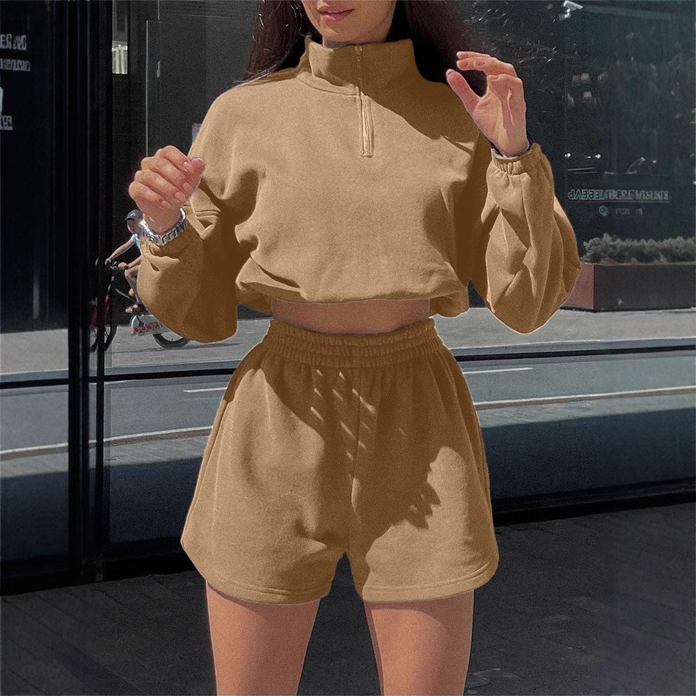 Damen Sportoberteil Cropped Kapuzenjacke mit Shorts Eveloria