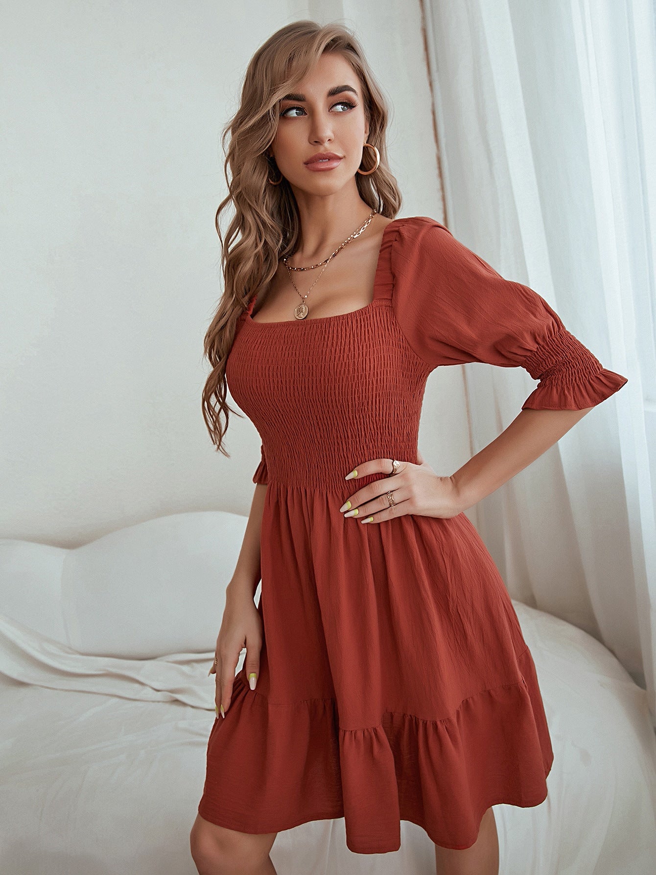 Damen Kurzarmkleid Geraffte Taille Voluminöser Rock Eveloria