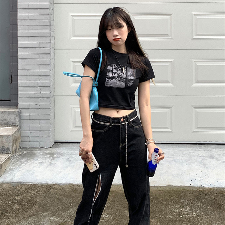 Damen T-Shirt Cropped mit Grafikdesign Eveloria