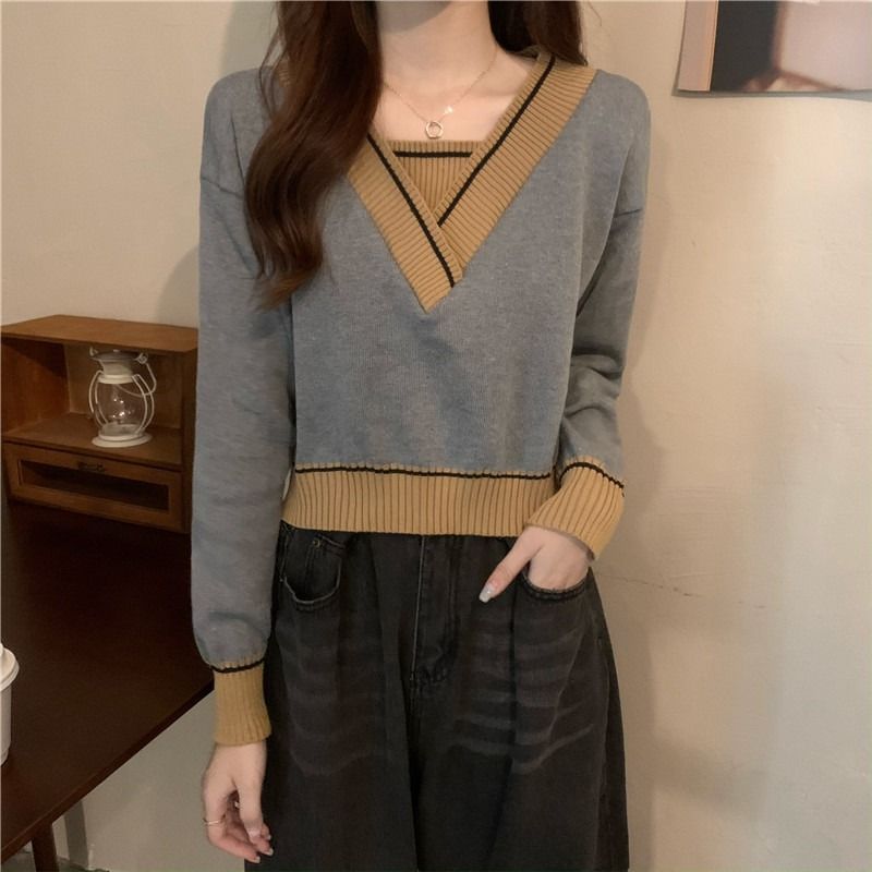 Damen Pullover V-Ausschnitt mit Kontrastdetails