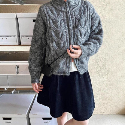 Damen Grobstrickjacke Hochkragen Reißverschluss Eveloria