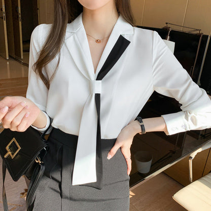 Damen Bluse mit Schleifenkragen und Kontrasten Eveloria