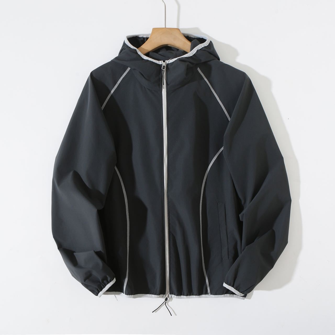 Damen Leichte Windjacke Kapuzenjacke Eveloria