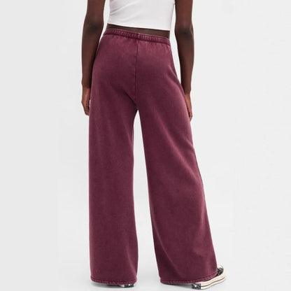 Damen Freizeit-Set mit Kapuzenjacke und Jogginghose Eveloria